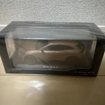 도요타 CROWN SPORT 1/30 미니카 .
