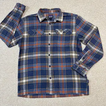 patagonia 체크 무늬 플란넬 셔츠 M 사이즈