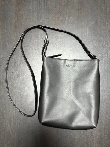 tk. TAKEO KIKUCHI 블랙 사코슈