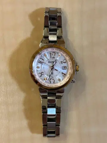 SEIKO 세이코 루키아 손목시계 전파 솔라 여성용
