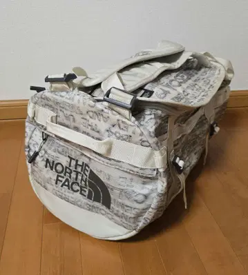THE NORTH FACE 더플백 S 사이즈 한정판 디자인 50l