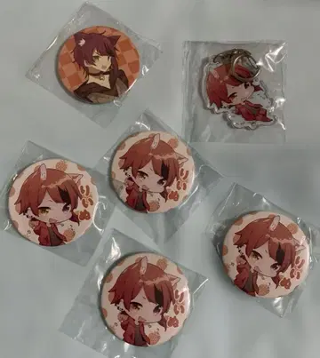 이누 캔뱃지 5개와 키링 6개 세트