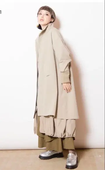 새상품급 레이어드 스탠드 카라 코트