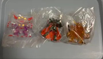 드래곤 퀘스트 크리스탈 몬스터즈 ~진짜 마왕과 메탈 슬라임들 편~ 3개