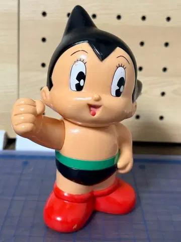 긴키은행 철완 아톰 소프트 비닐 저금통