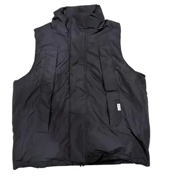 GORE-TEX INFINIUM 블랙 다운 베스트