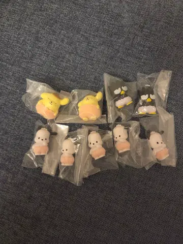 산리오 가챠 호박 팬츠 폼폼푸딩 배드바츠마루 포차코