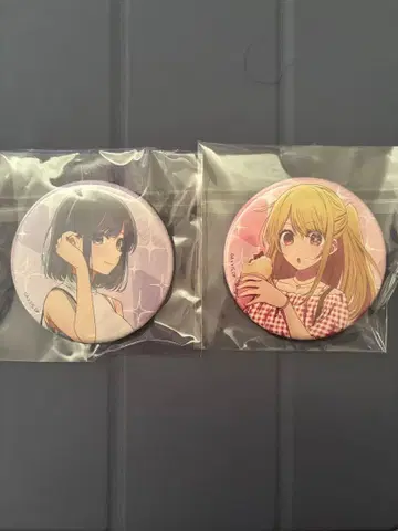 최애의 아이 외출 의상 루비 쿠로카와 아카네 캔 배지 2개 세트