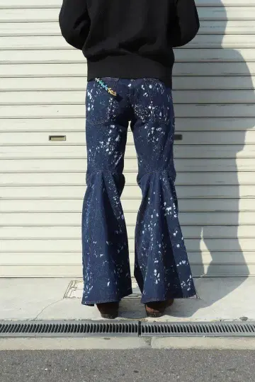 SHINYAKOZUKA Ordinary City Curtain Legs