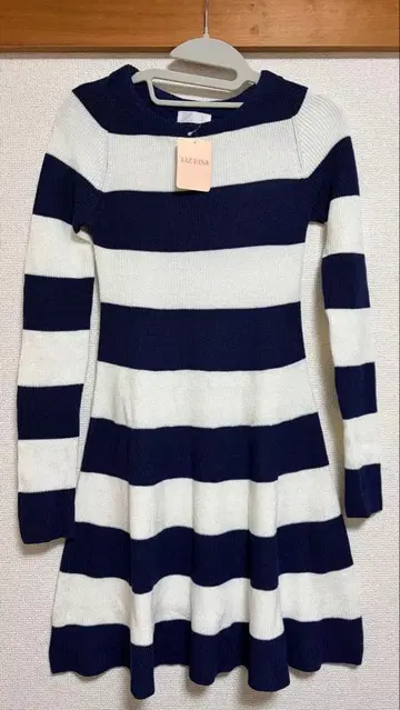 LIZ LISA 보더 니트 원피스 네이비 화이트 택 포함