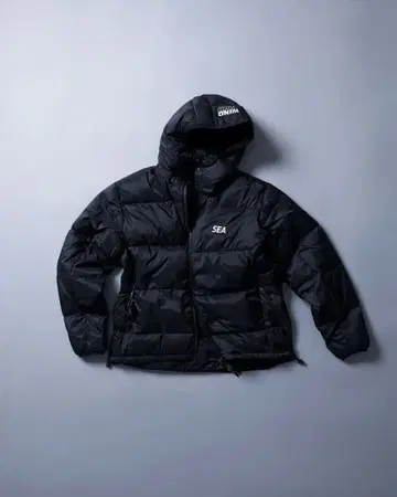 wind and sea taion 콜라보 다운 자켓