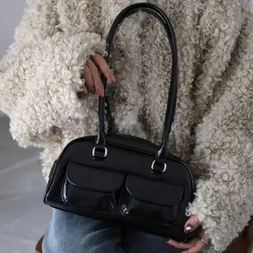 아웃포켓 핸드백