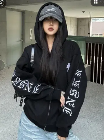 Thermal Sacred Zip Parker