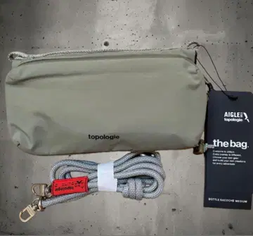 새상품 topologie 토폴로지 라이트 그린 보틀 사코슈