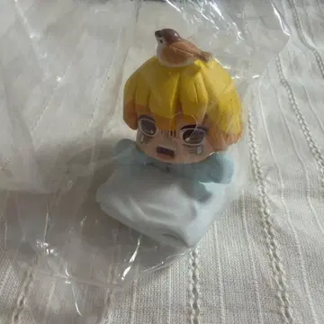 귀멸의 칼날 오네무탄 육노형 젠이츠 춘타로