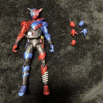 S.H.Figuarts 가면라이더 빌드 래빗 탱크 폼