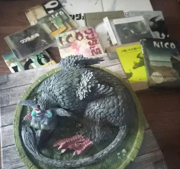 우에다 후미토 인면조 트리코 피규어 ico 완다와 거상 소프트 cd