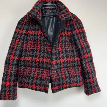 DKNY 다운 빨검 체크 무늬 숏 자켓