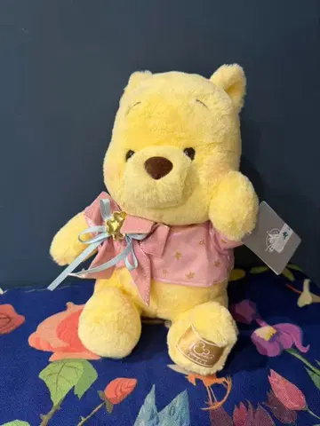 상하이 디즈니 스토어 정품 10주년 푸우 봉제 인형