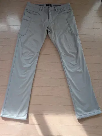 오클리 라이트 그레이 슬림핏 골프 팬츠 사이즈 XL