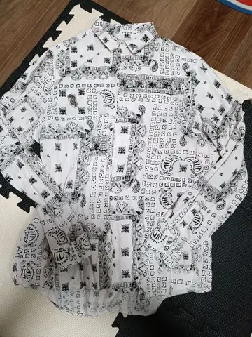 ZARA 자라 화이트 올 패턴 긴팔 셔츠