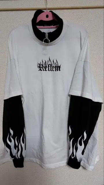 Reflem 프레임 디자인 긴팔 T셔츠