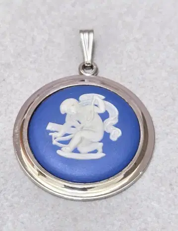 WEDGWOOD 웨지우드 카메오 목걸이 탑 C2620