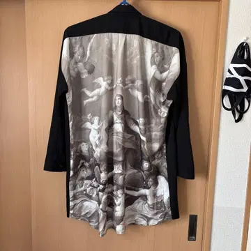 종교 패턴 천사 패턴 블랙 셔츠 LAD MUSICIAN JULIUS