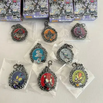 스토마크사의 Winter Holiday 메탈 참 컴플리트 8종