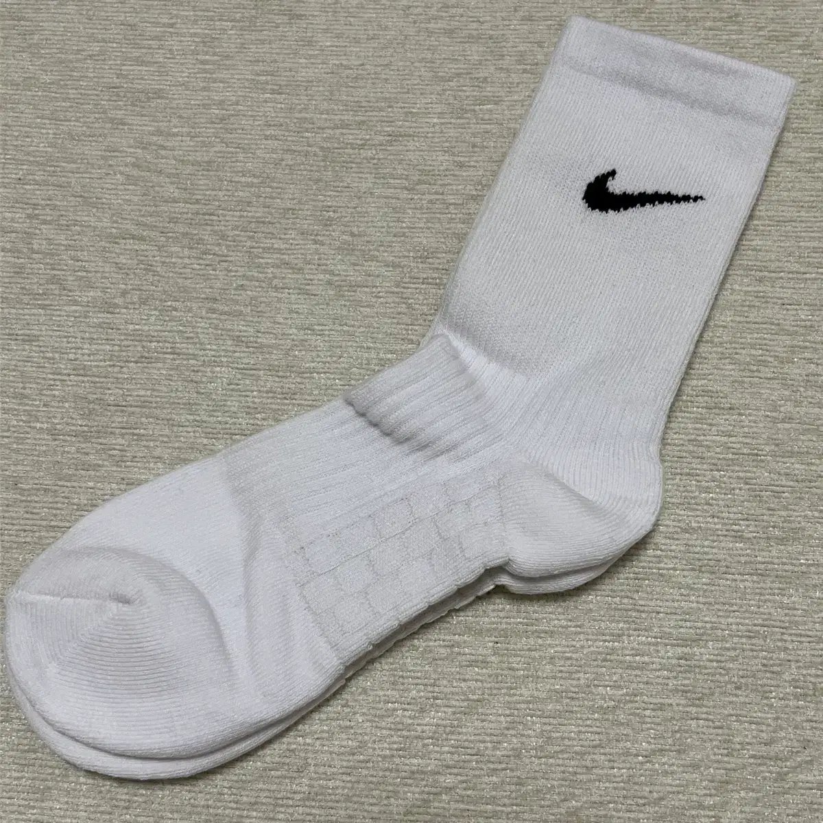 bulk buy white nike socks