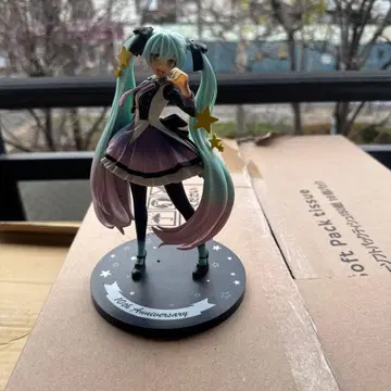 하츠네 미쿠 10th Anniversary 피규어