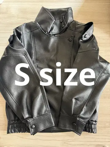ZARA 같은 형태 블랙 가죽 라이더 자켓