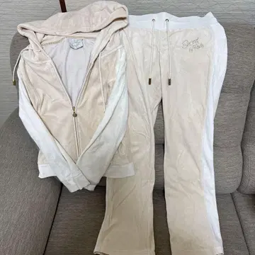 Rady 후드 부착 룸웨어 세트