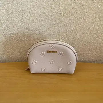 MARY QUANT 파우치