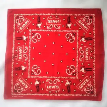 Levi's 빨간색 반다나