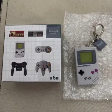 닌텐도 뮤지엄 게임보이 키링