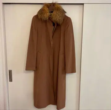 iCB 카멜 롱 코트 퍼 포함