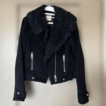 [미착용 새상품] MIIA 보아 퀼팅 라이더스 코트