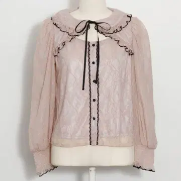pium 프릴 칼라 레이스 케이프 블라우스 핑크