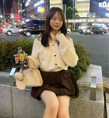 [택 포함] chico 하이넥 탱크 드롭 니트 화이트 가디건 세트