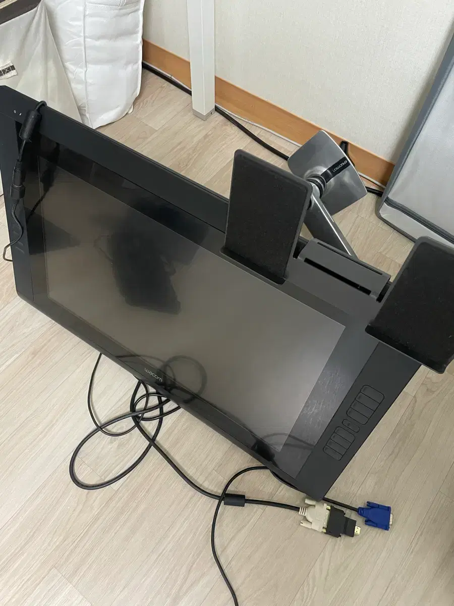 신티크 구형 22인치