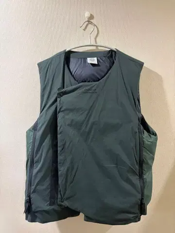alk phenix crank down vest L