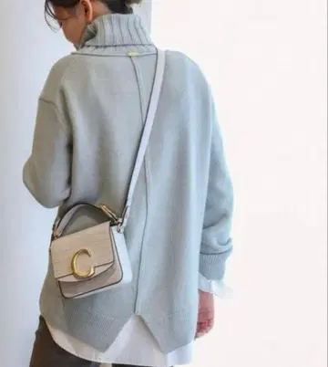 Deuxidme Classe 터틀넥 니트