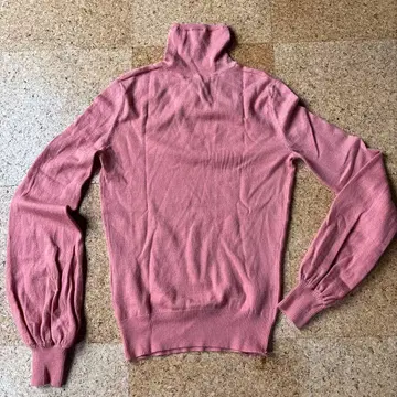 핑크 터틀넥 스웨터 38