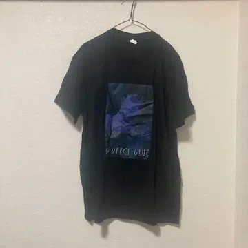 퍼펙트 블루 T셔츠 블랙