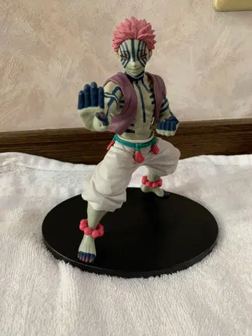 개봉품 귀멸의 칼날 아카자 vibration stars 피규어