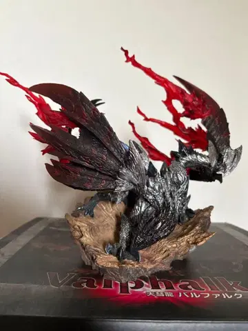 초회 생산판 몬스터 헌터 크리에이터즈 모델 발파루크 분노