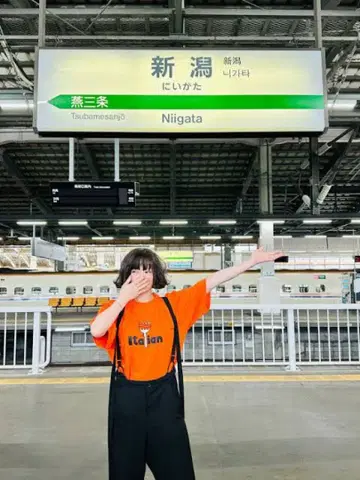 시이나 링고 착용 T셔츠 Italian 미카즈키 XL