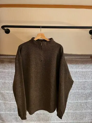 ARCTIC IMAGE 브라운 하프 지퍼 니트 usa제