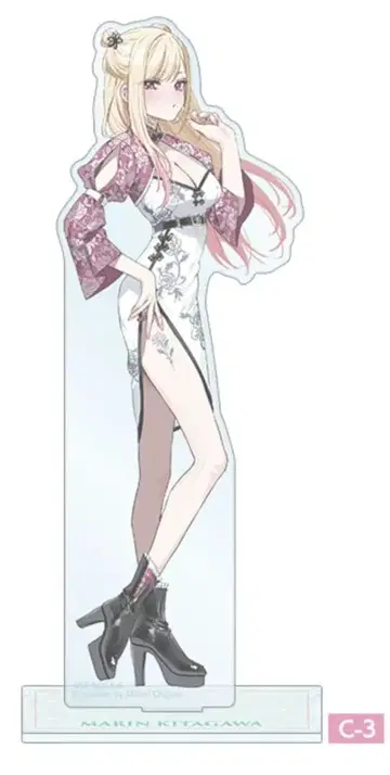 그 비스크 돌은 사랑을 한다 비스크돌 BIG 아크릴 스탠드 치구사 미노리